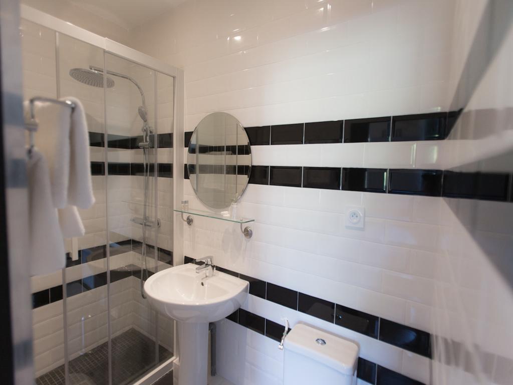 Mamie Jane Motel Aix-les-Bains Bilik gambar